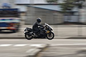 jak zabezpieczyć motocykl przed kradzieżą